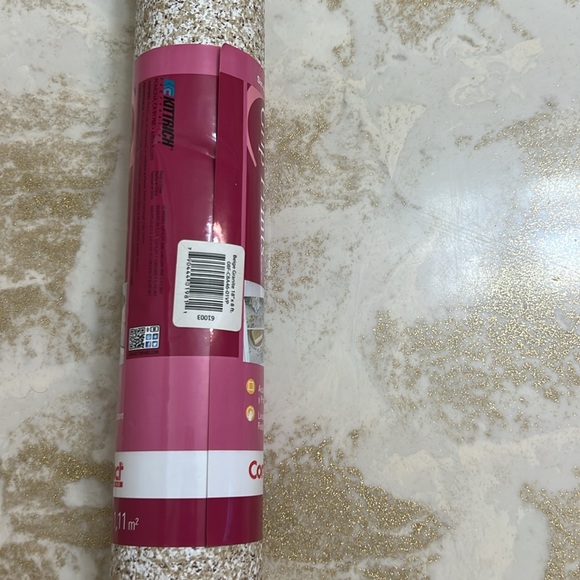 Con-Tact Brand Grip Prints Durable Adhesive Non-Slip Shelf and Drawer Liner - Picture 7 of 8